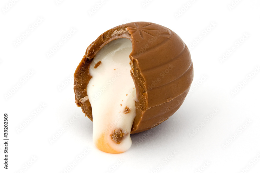 Fototapeta premium Cream filled chocolate easter egg