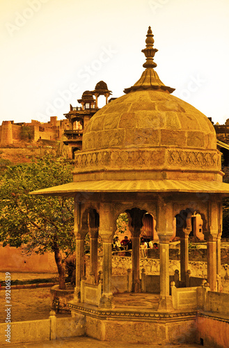 Jaipur, antichi palazzi e rovine - Rajasthan photo