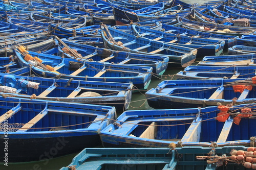 Fischerboote im Hafen von Essaouira (Marokko)