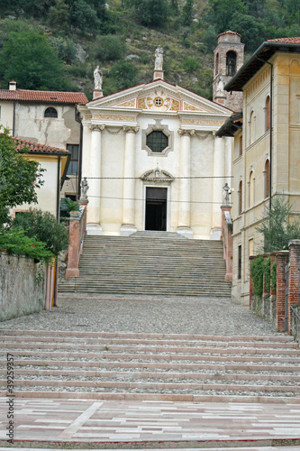 Fototapeta Naklejka Na Ścianę i Meble -  Marostica church near Vicenz