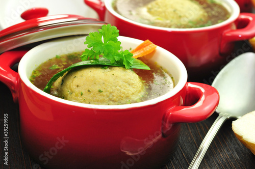 Knödelsuppe photo