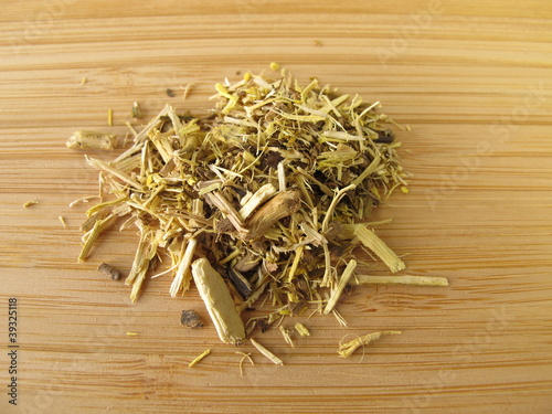 Mahonienwurzel, Berberidis aquifolium radix