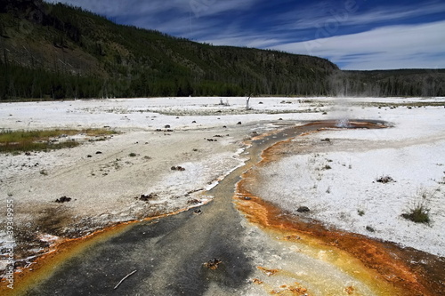 Fotografia, Obraz Small geysers erupt in Yellowstone National Park