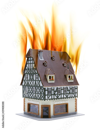 Brennendes Haus