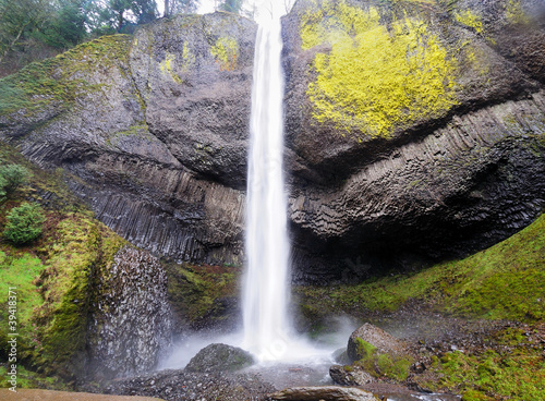 A beautiful view of Latourell Falls