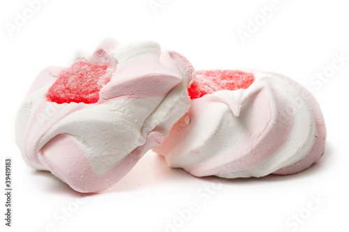 Marshmallow with fruit jelly filler