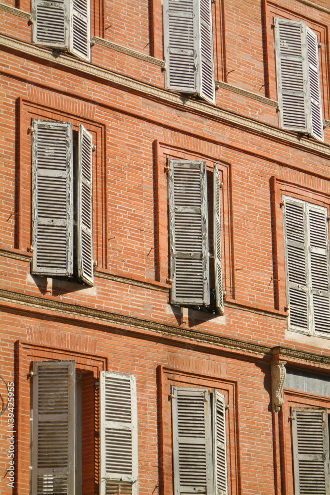 Toulouse, facade d'immeuble