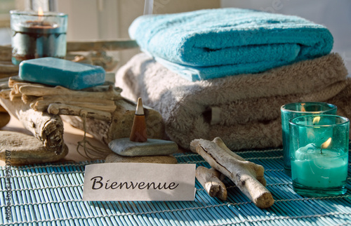 Cuadro en lienzo Bienvenue bleu