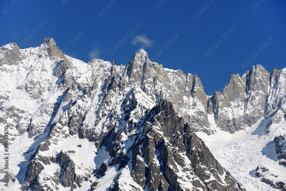 Courmayeur - gruppo del Monte Bianco e Dente del Gigante