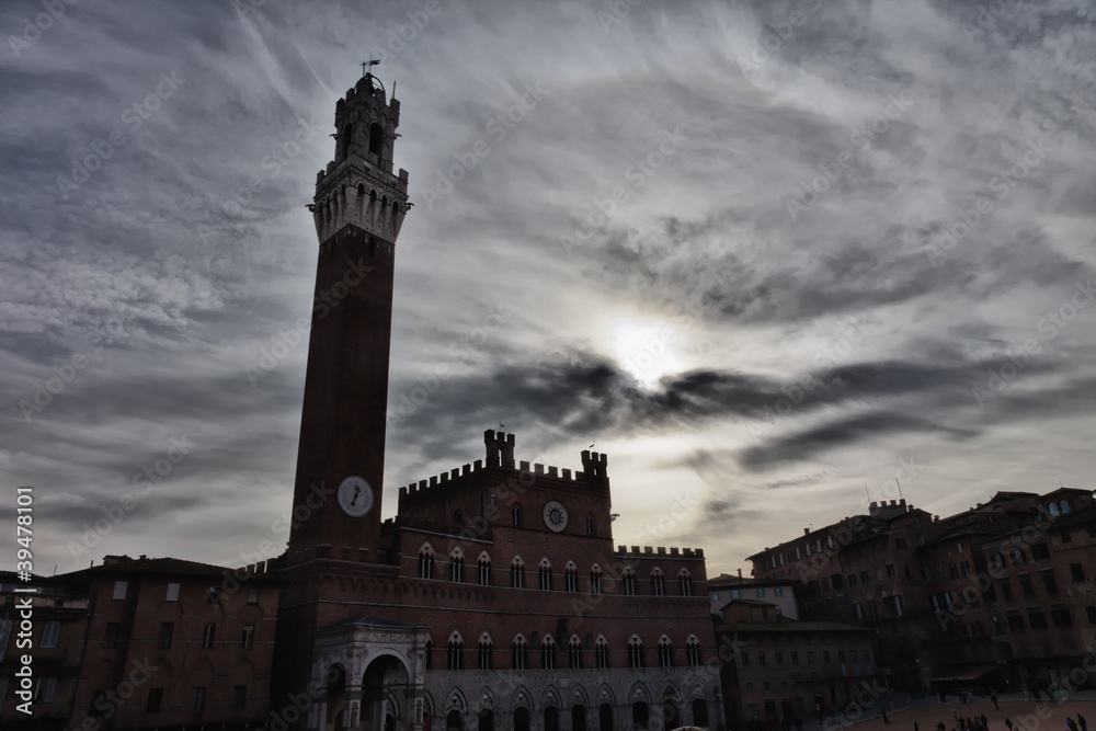 Obraz premium Palazzo Publico and Piazza del Campo in Siena, Italy