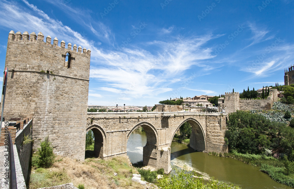 Puente medieval de San Martin