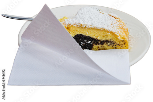 Topfenstrudel auf Teller