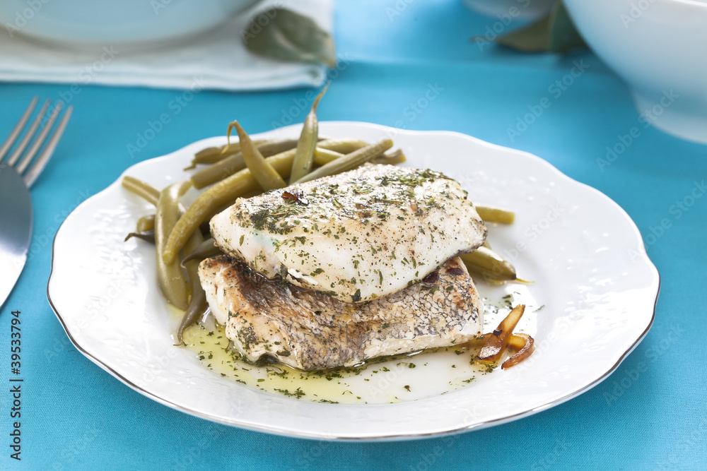hake fillet with green beans hake fillet with green beans