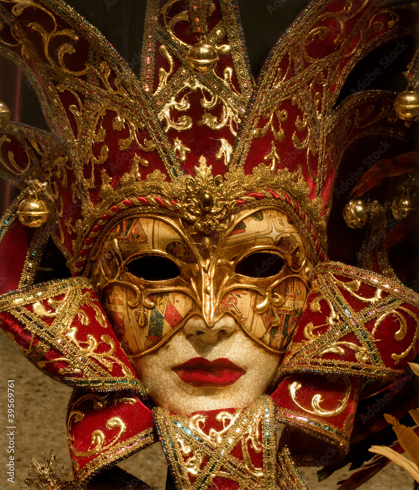 Venice - red mask