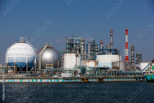 Oil Refinery