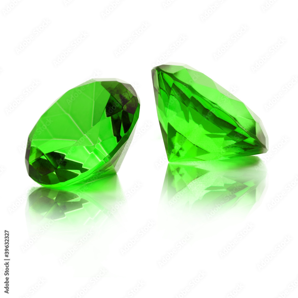 Grüne Edelsteine Stock-Foto | Adobe Stock