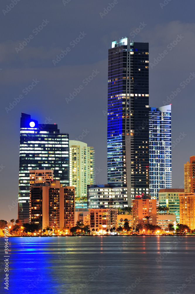 Fototapeta premium Miami night scene