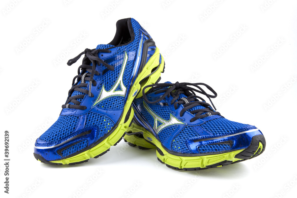 Joggingschuhe Laufschuhe Sportschuhe Schuhe Stock-Foto | Adobe Stock
