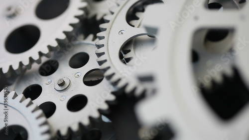 Gear system rotation
