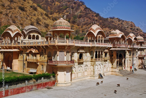 Jaipur, Sisodia Rani Ka Bagh - Rajasthan - India photo