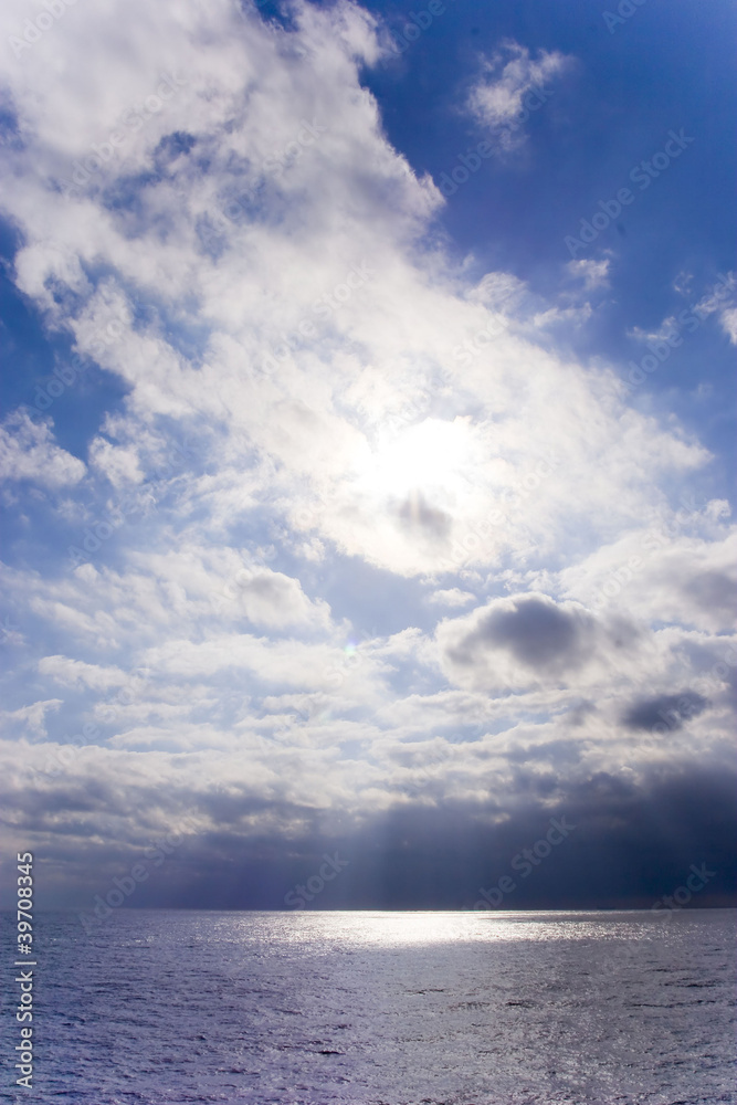 雲と海