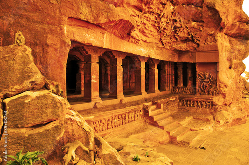 Badami, Karnataka - India del Sud, templi rupestri photo