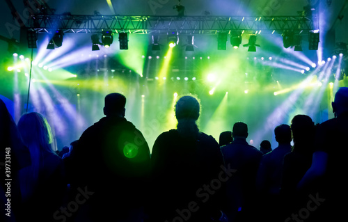 concert crowd © DWP