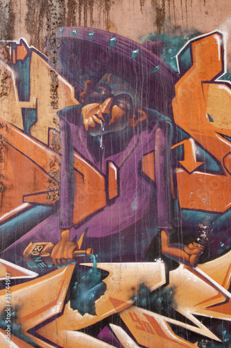 Graffiti de un hombre borracho, arte urbano
