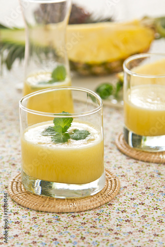 Pineapple smoothie