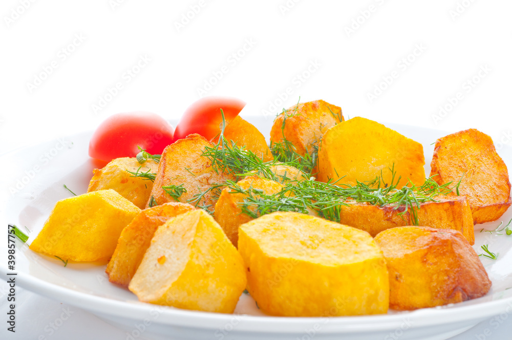 Fried potato with fennel