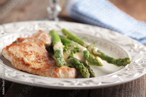 Pork steak with asparagus