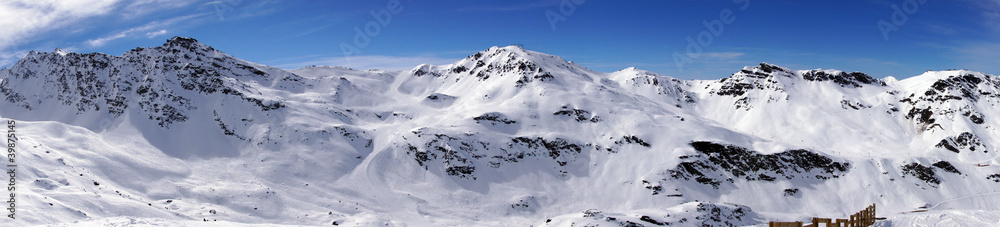 Obraz premium Domaine Les Trois Vallées dans les Alpes