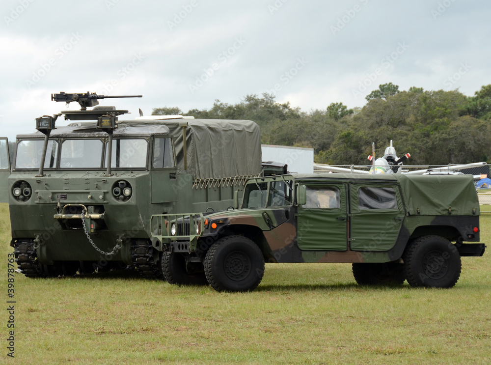 Obraz premium Miltary vehicles