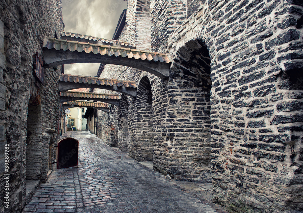 Fototapeta Ulica w starym miasteczku w Tallinn, Estonia
