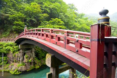 Puente Shinkyo en Nikko,Japon photo