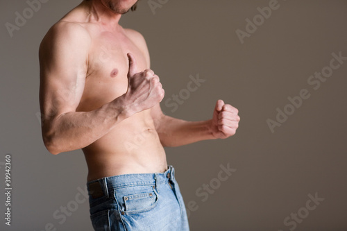 Εκτύπωση καμβά Athletic male body against
