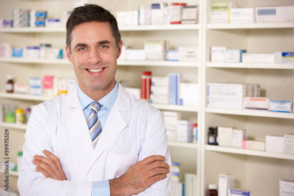 Fototapeta premium Portrait American pharmacist at work