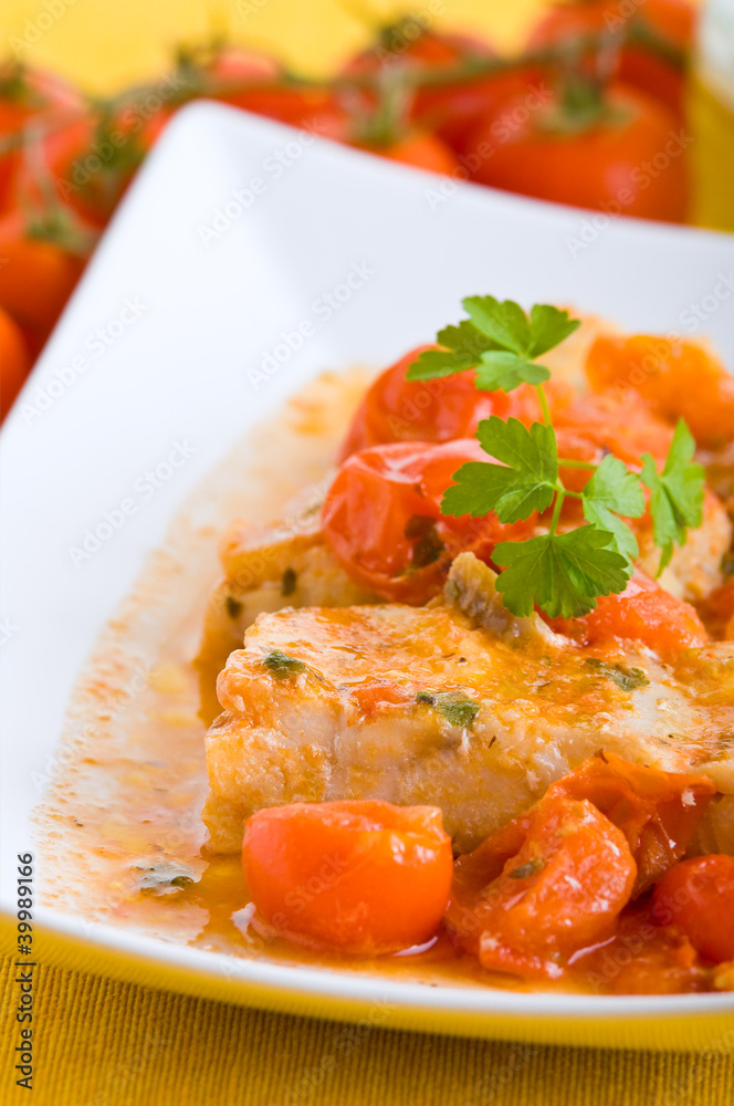 Fish and cherry tomatoes. Pesce con pomodorini. Fish and cherry tomatoes. Pesce con pomodorini.
