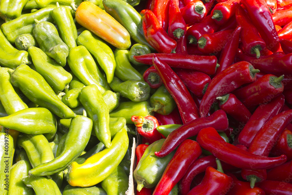 marché piment rouge vert chilli market paris marché piment rouge vert chilli market paris