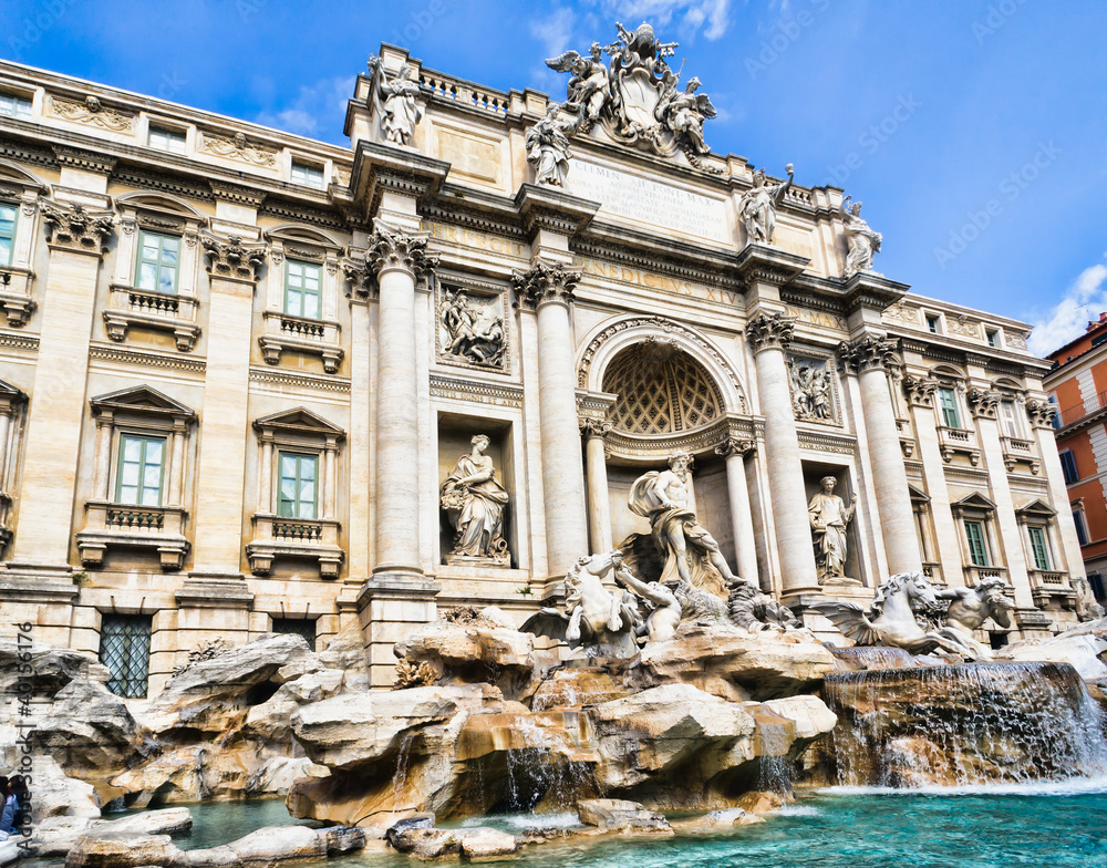 Fontana Trevi - the most famous of Rome's fountains in the world