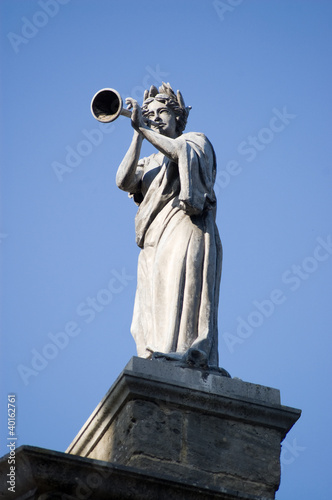 Foto Euterpe, muse of music statue