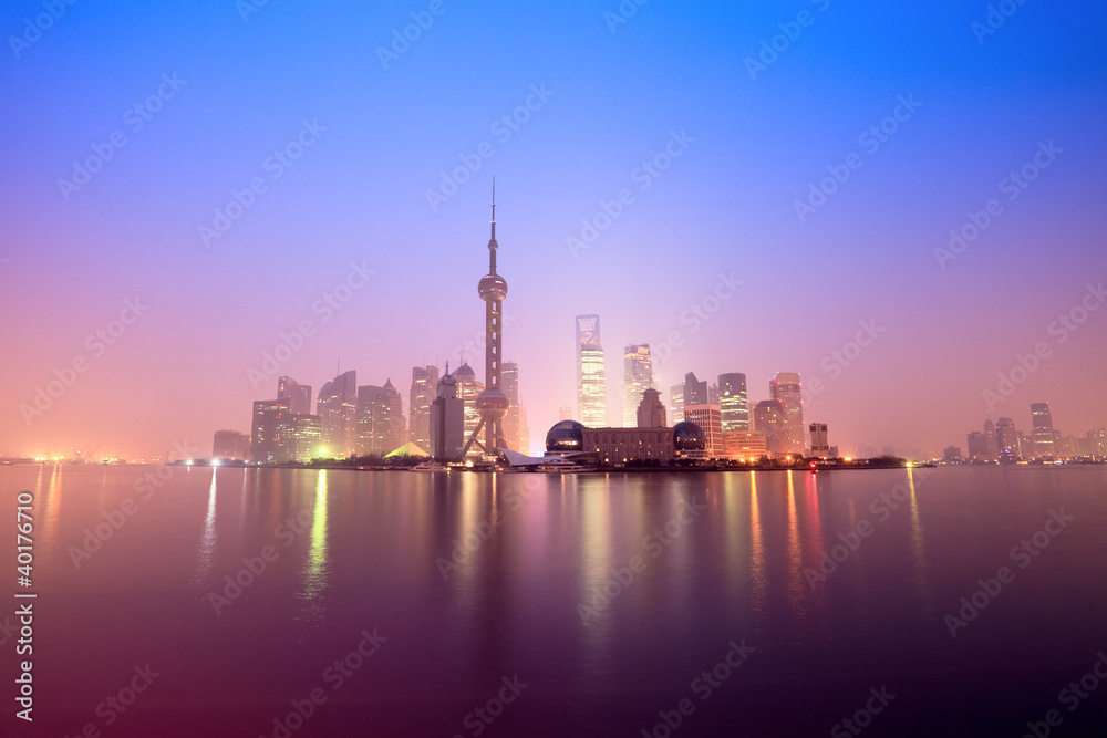 Fototapeta premium shanghai in daybreak