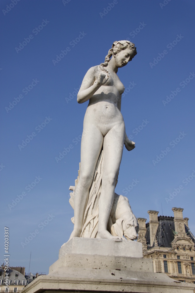 Nymphe, statue du jardin des Tuileries à Paris