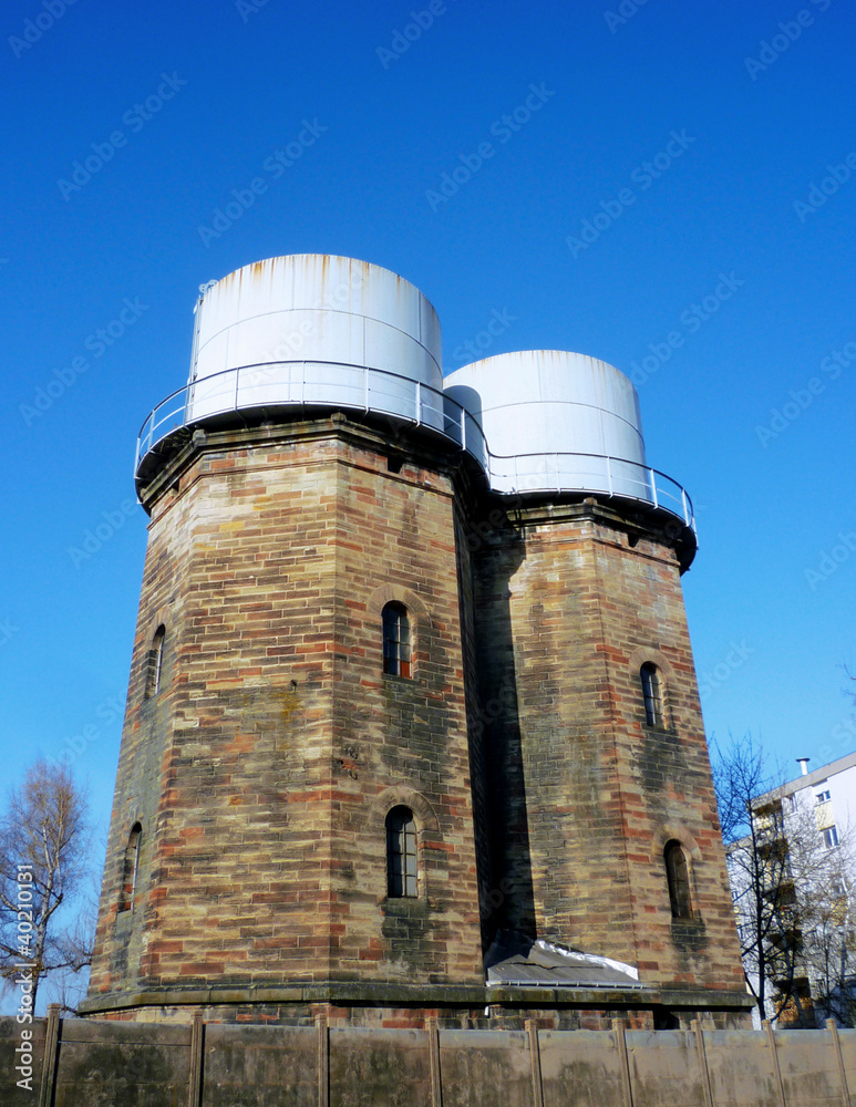 château d'eau double