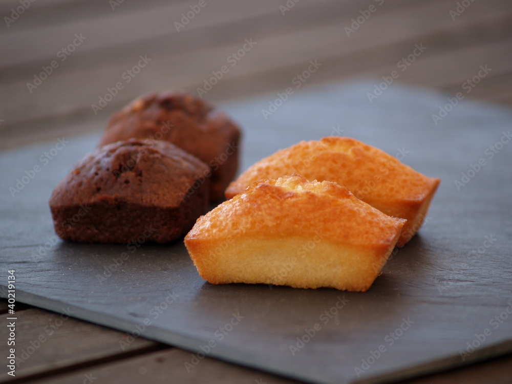 Mini-cakes Mini-cakes