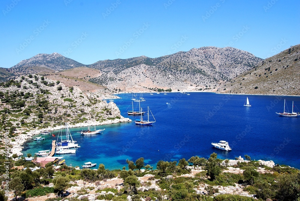 Naklejka premium yachts in the gulf and there mooring