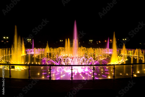 Fountain Park in the summer