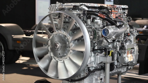 heavy truck engine