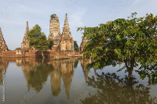 Floods Chaiwatthanaram Temple at Ayutthaya