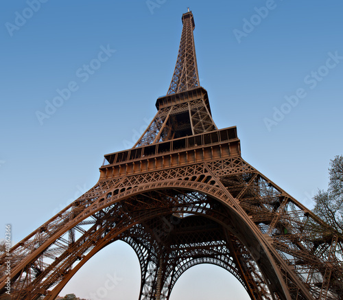 Tour Eiffel - Wide Angle